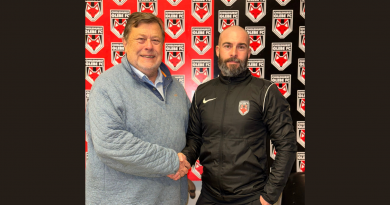 Chislehurst Glebe extend Frankie Sawyer stay as First Team Manager